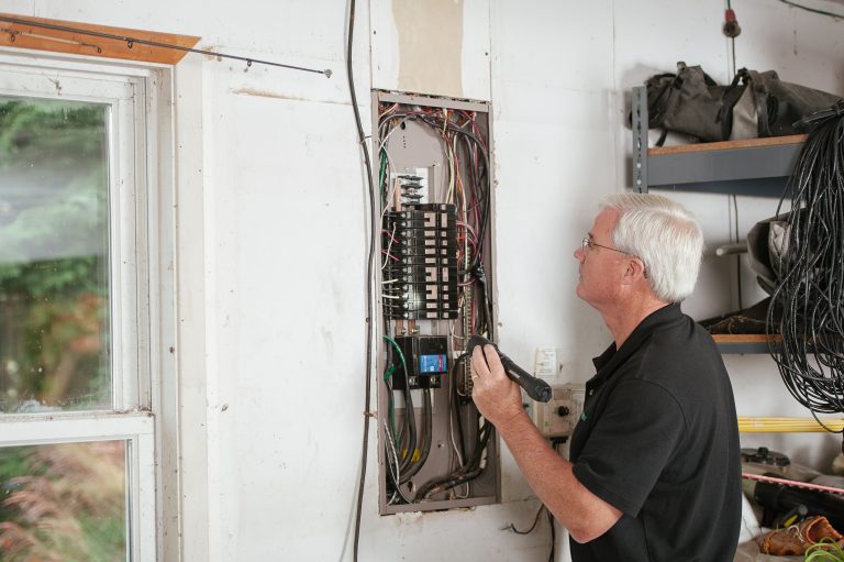 Comment retirer un fusible sur un tableau électrique ?